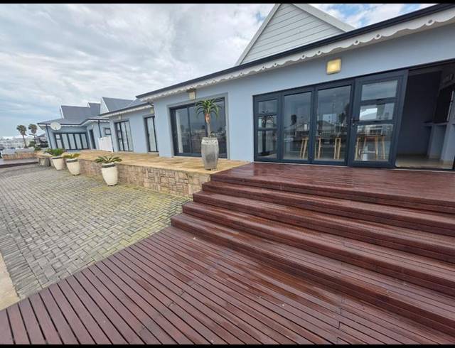 5 BEDROOM HOUSE FOR SALE IN MARINA MARTINIQUE
